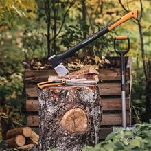 Load image into Gallery viewer, Fiskars Xtract™ Garden Saw (S) SW73