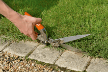 Load image into Gallery viewer, Bahco 3-Positions Grass Shears with Plastic Sleeve Handle GS-76