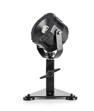 Load image into Gallery viewer, B&W WL800U – 800 Lumen Rechargeable COB Palm Light with Magnetic Base