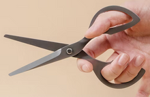 Load image into Gallery viewer, Arsenal 6.1/2" / 160mm Portable Food Scissors
