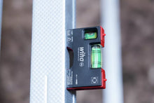 Load image into Gallery viewer, Wiha Mini spirit level Pocket 8 cm with magnet
