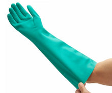 Load image into Gallery viewer, Kimberly Clark Kleenguard 25623 G80 Nitrile Chemical Resistant Gauntlet 9 Large
