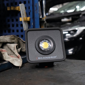 Scangrip Nova Mini Compact Floodlight With SMART GRIP Providing 1000 Lumen